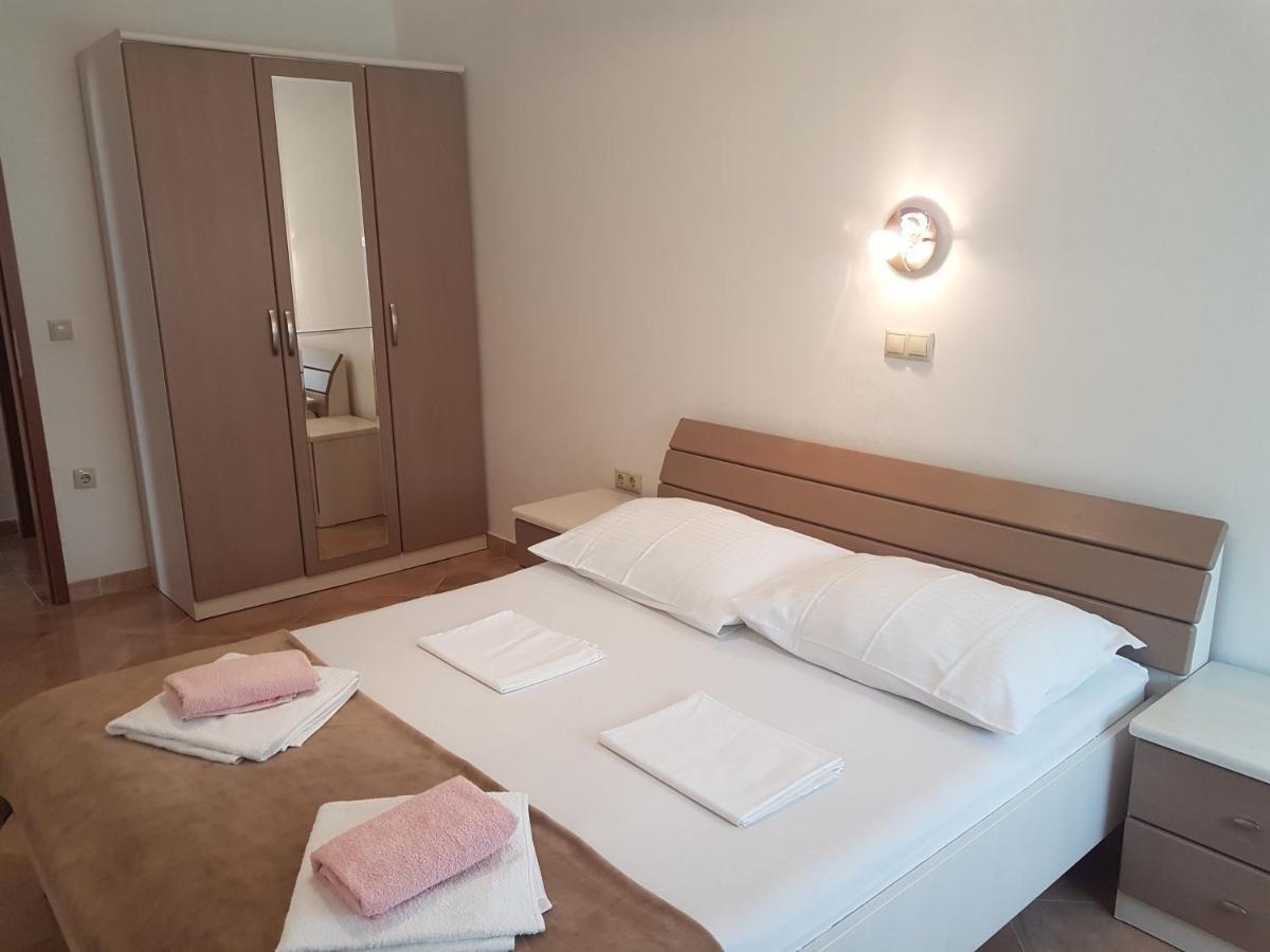 Apartments Andrea II 巴斯卡 外观 照片